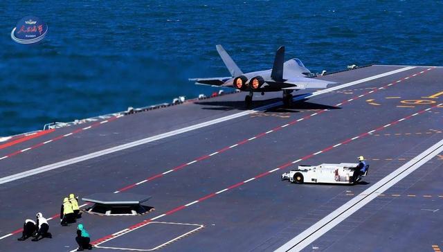 高市没想到，等来的不是日本登上钓鱼岛，而是福建舰突然北上