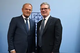 波兰总理与英国首相会谈 期待两国加强多领域合作图片