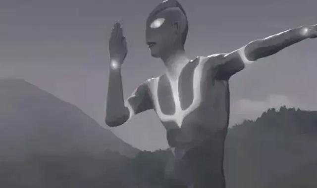 初代奥特曼佐菲和新奥特曼利匹亚佐菲