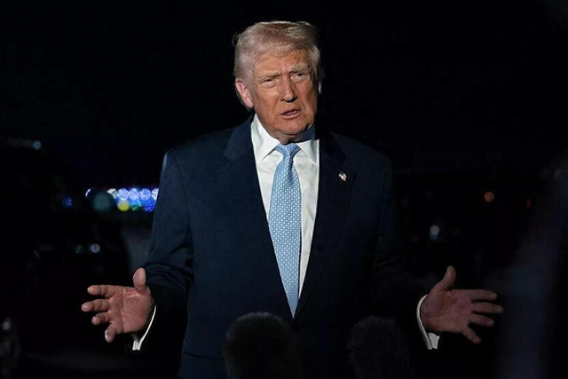 油轮被扣，美军兵临城下，川普阴谋浮现之际，马杜罗等来两大外援