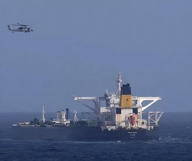 不到24小时	，美国扣第3艘油轮，但碰上刺头，双方爆发海上追逐战