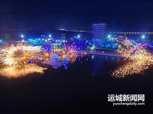 打铁花、烟花瀑布……“盬湖新夜·飞天盛宴”全新升级登场