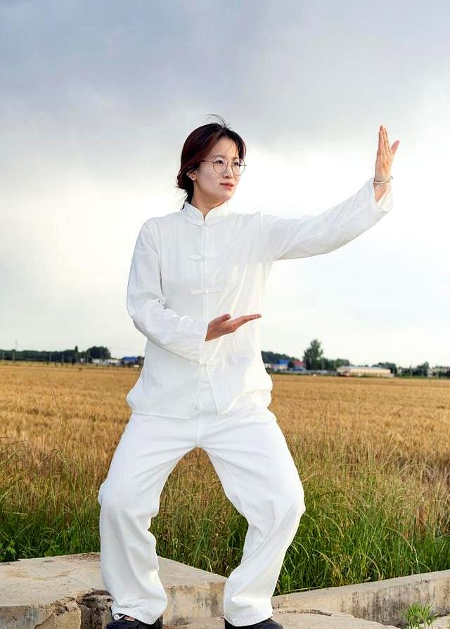 八段锦最难一节实锤！不是攀足是它，3个坎拦九成练者