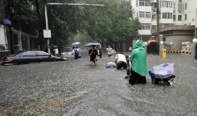 北京13年，遭遇了4次大暴雨，有2个共同特点，让人想不明白
