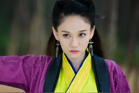 东方不败和风清扬打一场，谁能胜出？金庸借令狐冲给出答案图片