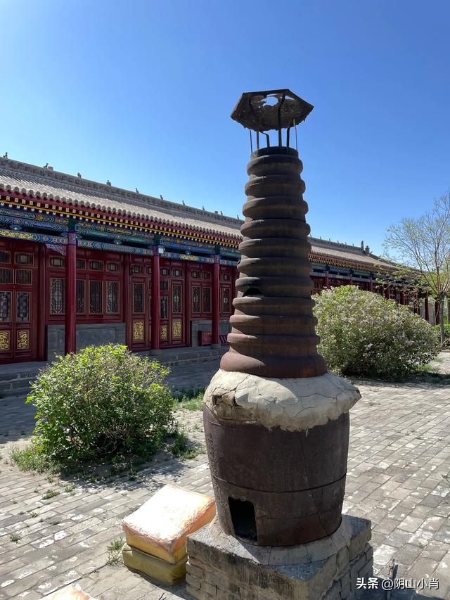 行摄包头市东河区妙法禅寺（吕祖庙）内一些珍贵的文物遗存