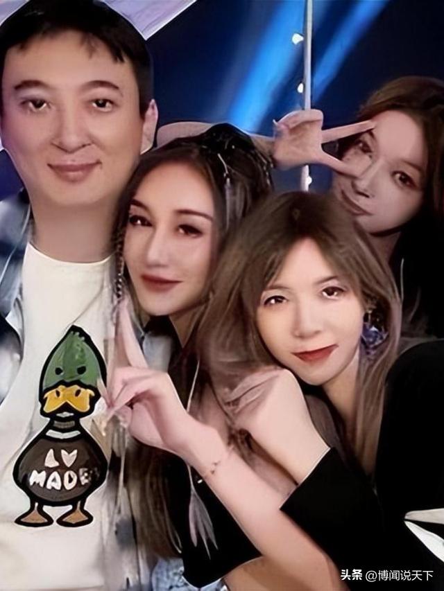 拔出萝卜带出泥！万达一年蒸发800亿后，王思聪再次传出大丑闻