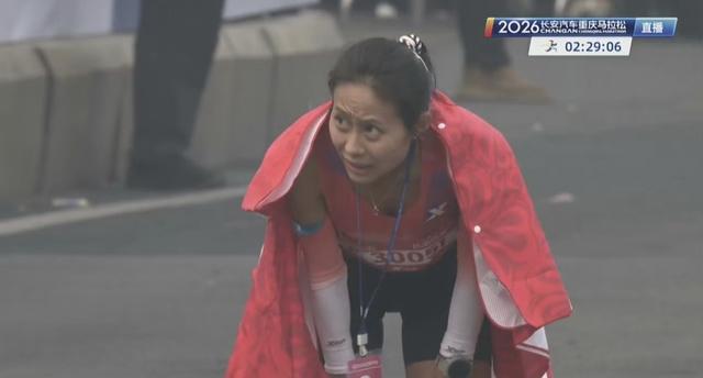 2026年重庆马拉松！朱卿夺冠，张水华辞职后首马获国内第四