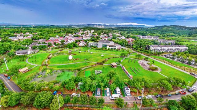 南京溧水晶桥镇：500年古桂香飘千年古村石山下