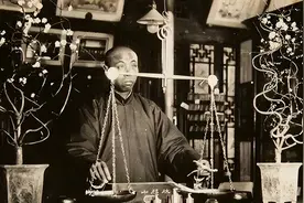 民国时的一块大洋，折算成现在的人民币，大概是多少钱？图片