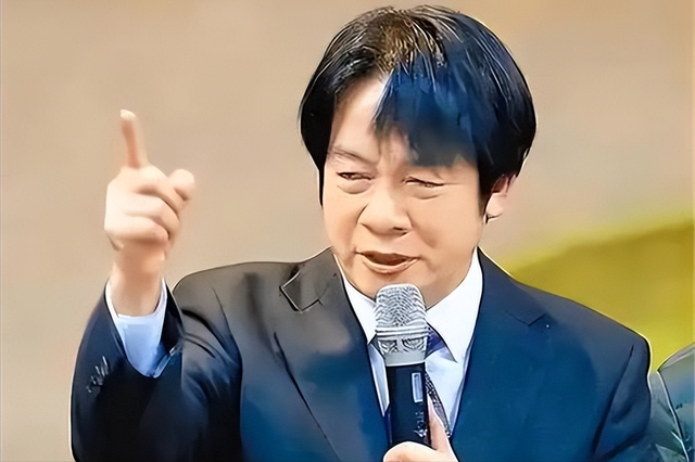 台胞参加九三阅兵，前脚刚落地北京，马上就送给赖清德一句话