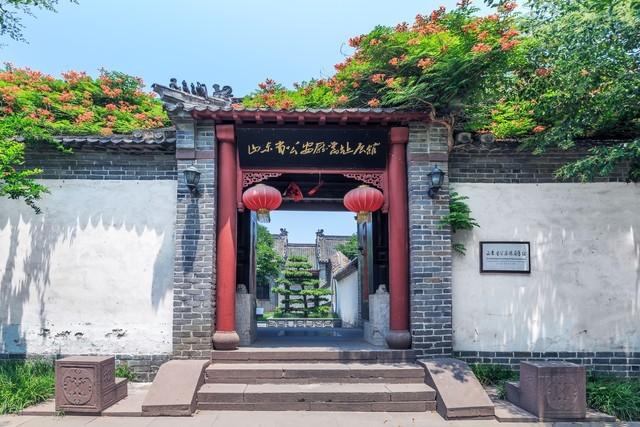 火葬场烧尸工自述：每次少女尸体送来，都要师傅亲自过目再烤