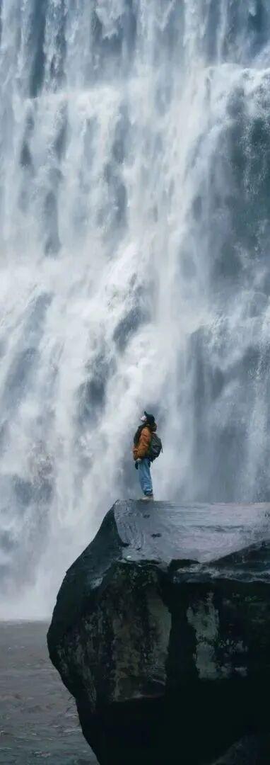 悦·遵义丨赤水上榜《中国国家地理》杂志“中国最美瀑布”挑战者榜单！