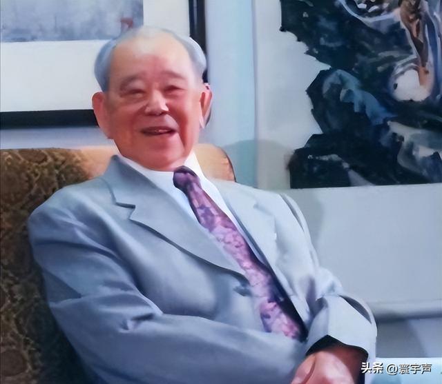 79年廖汉生回乡到大女儿家吃饭，大女儿指着公公介绍：这是我爸爸