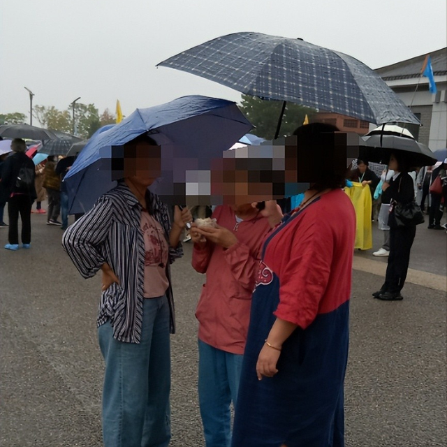 西安旅游被打后续，店家嚣张连累文旅，景区黑幕曝光，央媒说对了