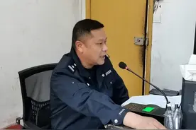 法治入人心，利剑护蕾行——平江三中开展法治教育活动图片