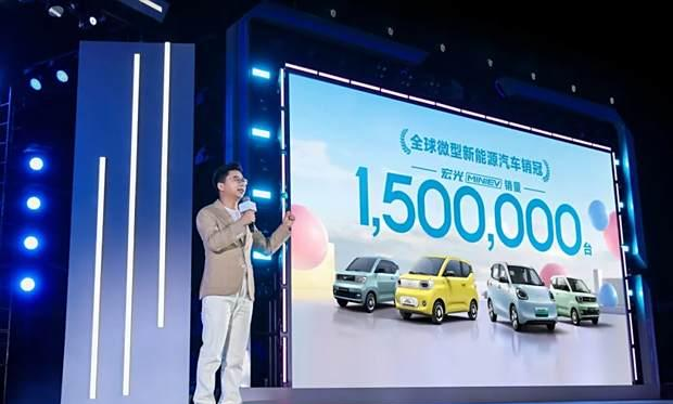 人民的品质出行 宏光MINIEV四门版开启代步车2.0时代