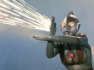 初代奥特曼佐菲和新奥特曼利匹亚佐菲