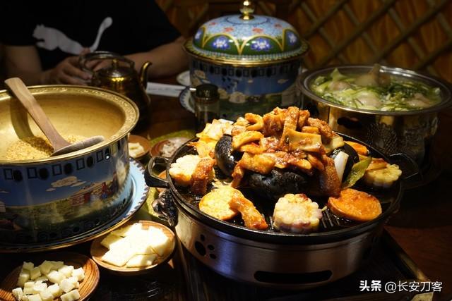 从西安出发，来到“草原天路”这里宛若天境，比网上描述的更美