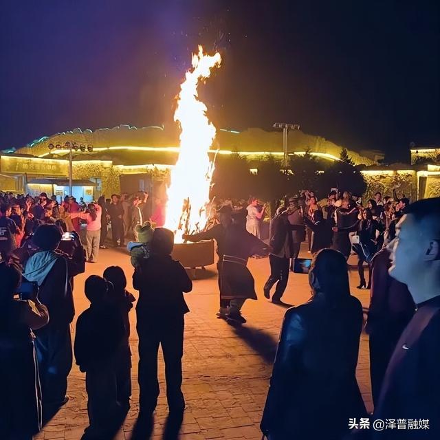 泽普县布依鲁克塔吉克族乡：文化旅游互嵌发展 绘就民族团结新画卷