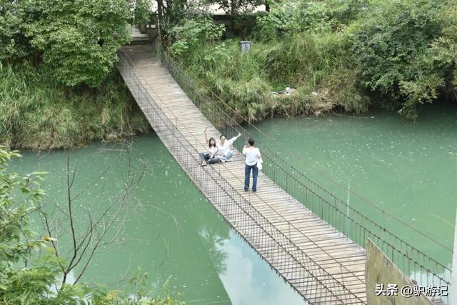 高荡布依古寨，山清水秀间藏着不一样的诗和远方！