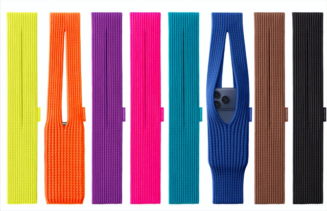 热搜第一，iPhone Pocket 是智商税？1299 元买块布，苹果又在收割谁