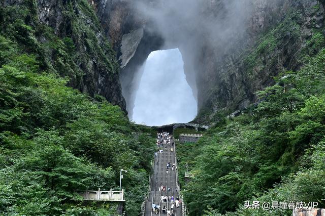 世界奇观--天门洞