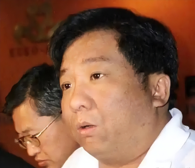 国家出手抓的4位首富，罪行太恶劣	，坑惨老百姓，个个不值得原谅