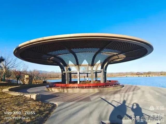 初冬北京玉河湿地公园游记｜申艳娟