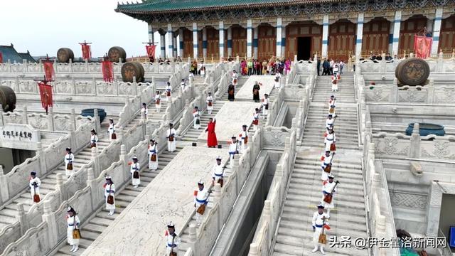 双节第一天！伊金霍洛这些“名场面”燃爆了