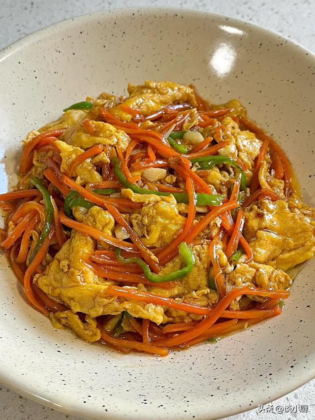 越吃眼睛越亮的菜，隔天吃一次，养肝护眼润脾胃	，老少皆宜！