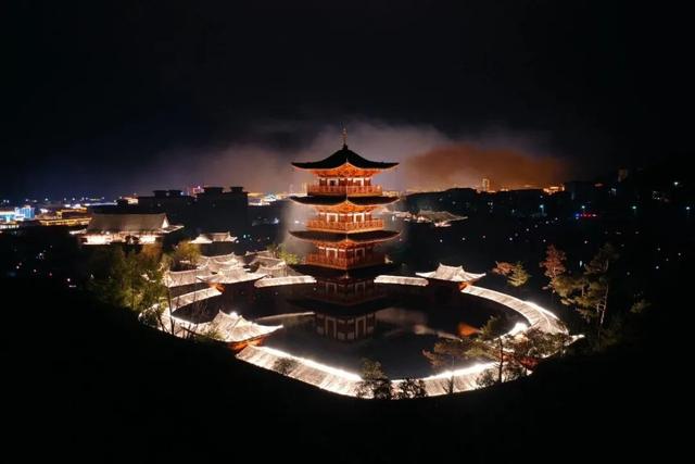 乘着高铁游白山 | “百区百景”打卡攻略之长白千年崖城风景区