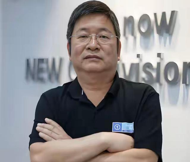 1600亿巨头进入英伟达供应链，“中国芯片首富”终于搭上了黄仁勋