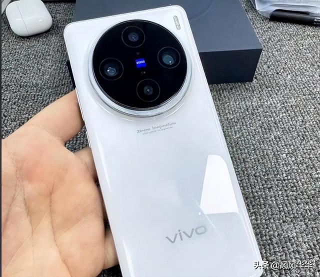 小米华为OV颤抖！8种摄像头排列暗藏玄机，Mate60、K90要输吗？