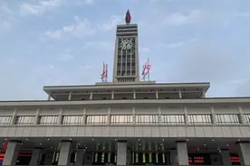 湖南长沙始发开往上海市的直达特快，性价比很高的普速列车图片