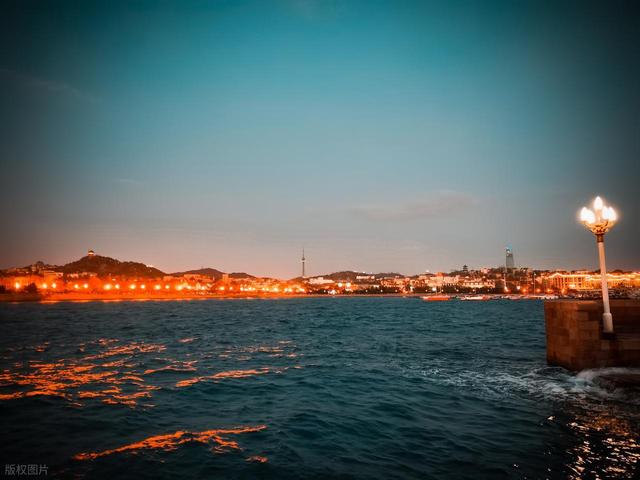 跟着男朋友到了烟台生活了一年了，说实话，我羡慕烟台的生活