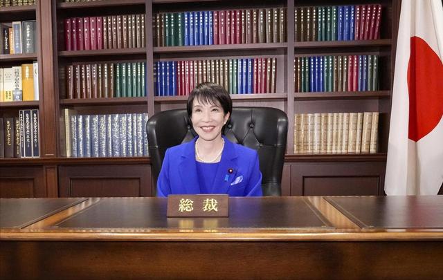 没有咄咄逼人没有狠话，高市早苗明确态度，和中国只能谈不能翻脸