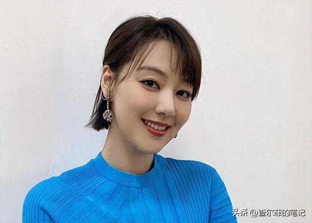 讨好大佬，陪睡上位，遭央视“开除”	，她身上的标签哪个才是真的