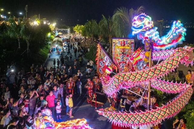 日夜都精彩！这个长假肇庆就是好玩！
