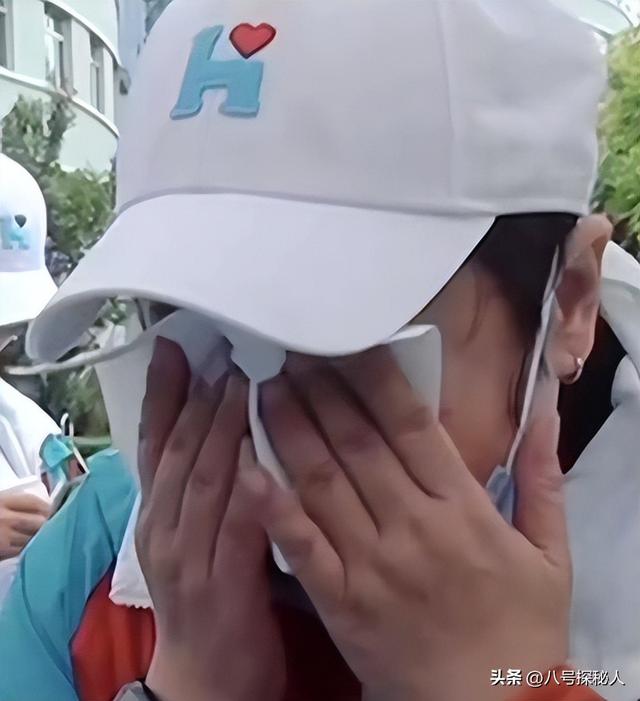 贪污上亿	、侵吞善款，韩红被实名举报到今5年了，造谣者道歉了吗