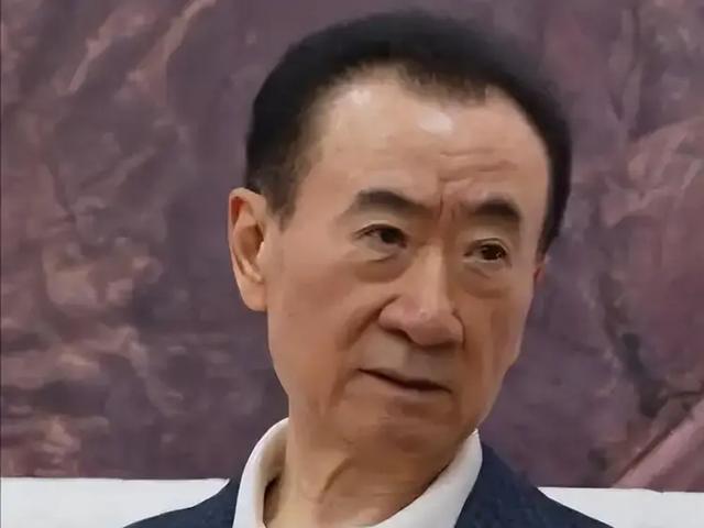 卖77个酒店回血600亿仍不够，万达还能撑多久？王健林陷还债泥潭