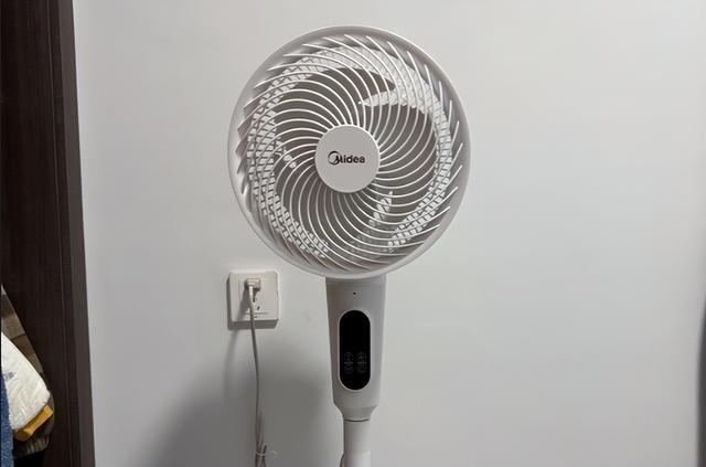 盘点热门电风扇品牌：五大产品拆箱测评，速览全文解析！