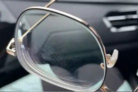 10种不能用酒精擦的东西，一擦就坏，无法修复图片