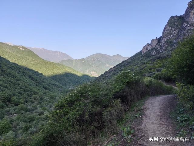 成功登顶母太子山