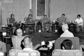 1977年高考试卷“曝光”，网友：我也能上北大图片