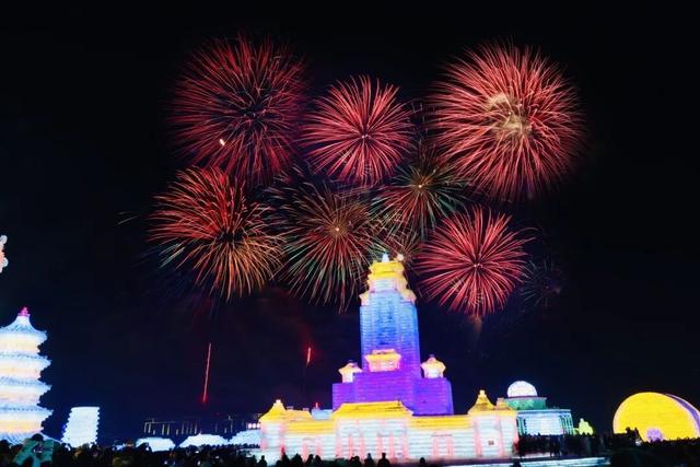 百万级烟花秀震撼上演！这一刻，长春美出天际！