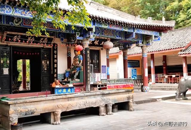 彭州人私藏的精品徒步路线，没有拥挤的人潮，可以吃斋饭！