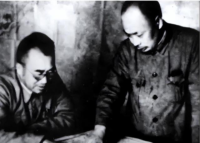 1955年，蒋介石看着十大元帅名单，指着陈毅苦笑：这个人太厉害了