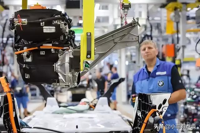 德国和江苏同为8000多万人，德国创造4.66万亿GDP，江苏令人意外