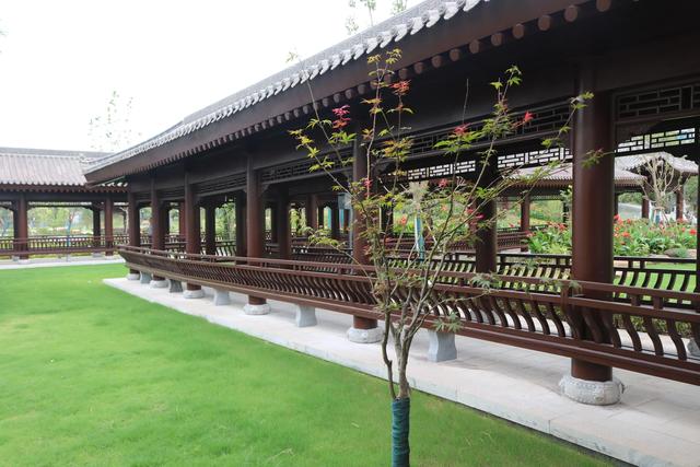 记顺阳公园石刻景观